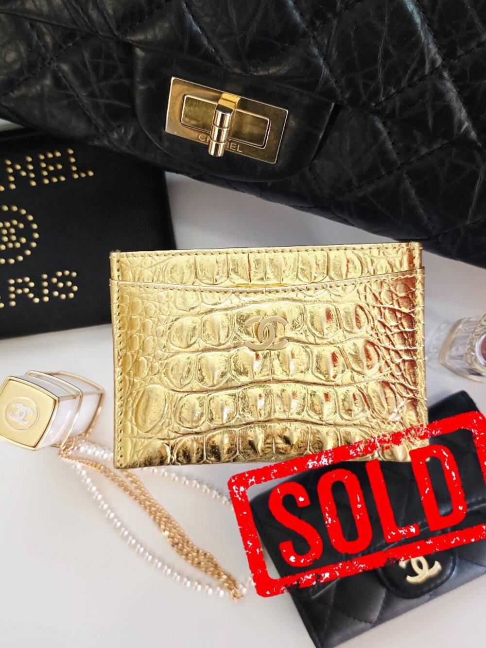 ❌❌SOLD❌❌ 19A Metallic Gold Croc Embossed Classic Card Holder Lagerfeld